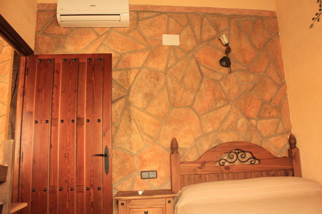Maison d'hôtes La Cueva Del Lince à Zarza De Granadilla Chambre photo